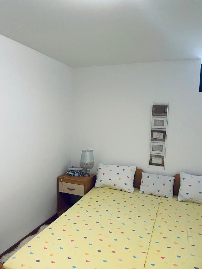 Apartmani Danijela Punat Esterno foto