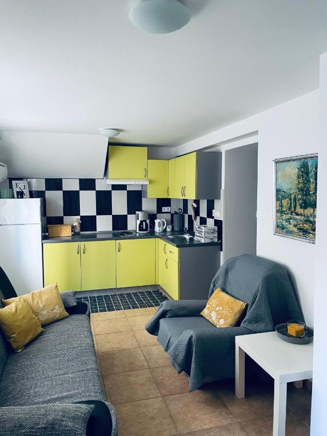 Apartmani Danijela Punat Esterno foto